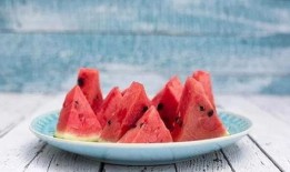 西瓜条子爆料怎么做的视频,轻松学会制作美味西瓜条子